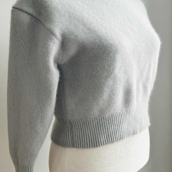 Wilfred Ice Blue Pure Cashmere Crewneck Sweater with Ribbed Hem – US XS - Picture 3 of 10